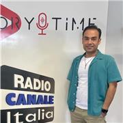 Boost your English skills with personalized lessons from a certified teacher with a Master's from the University of Bologna.